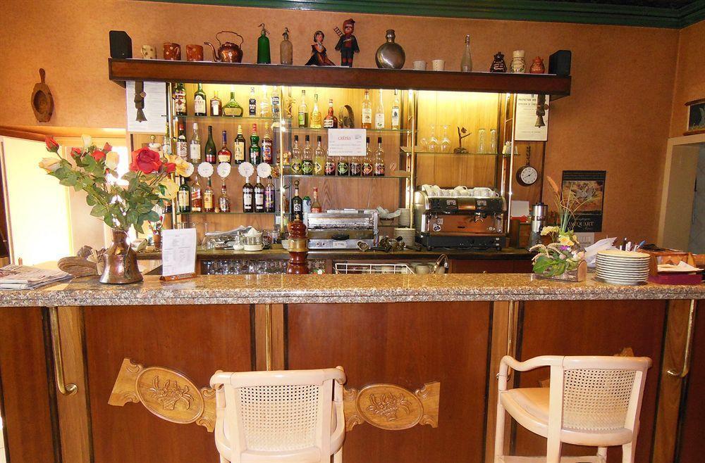 Hotel George Montmélian Dış mekan fotoğraf