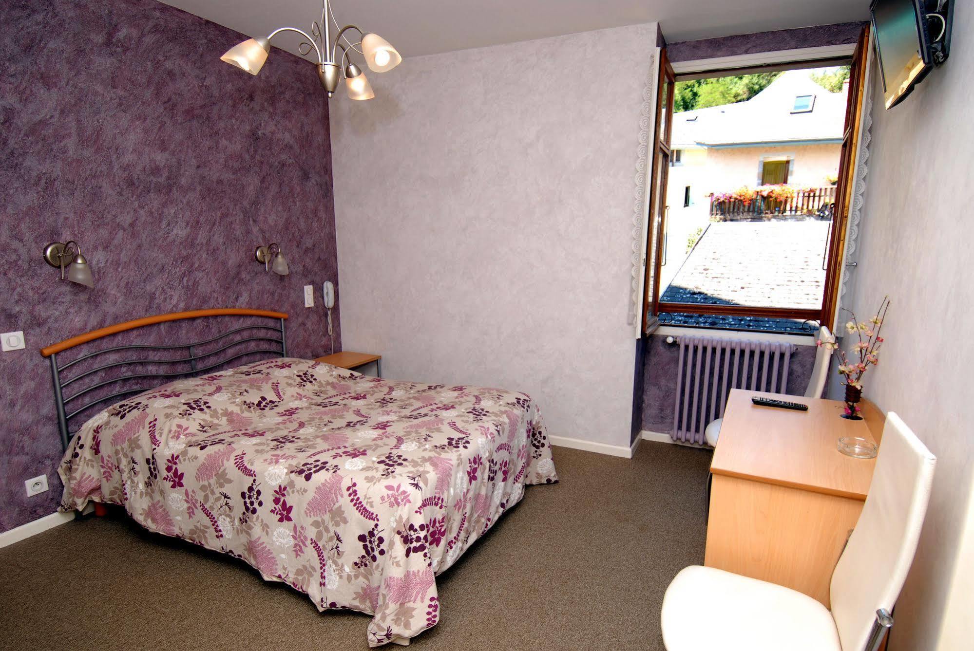 Hotel George Montmélian Dış mekan fotoğraf